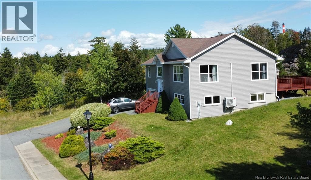 90 Tudor Lane, photo 36
