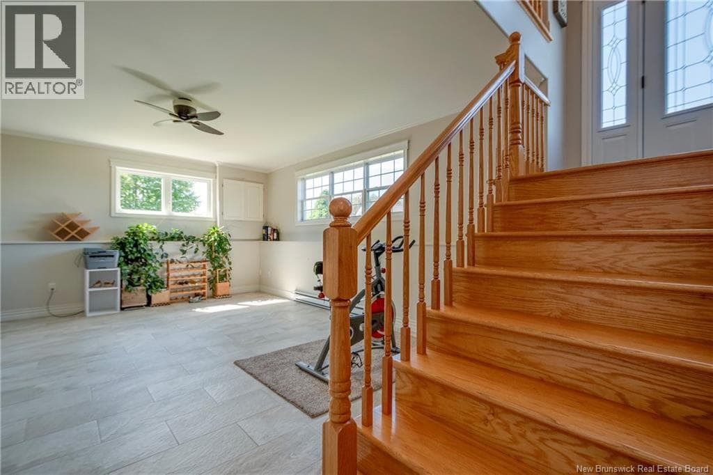 90 Tudor Lane, photo 25