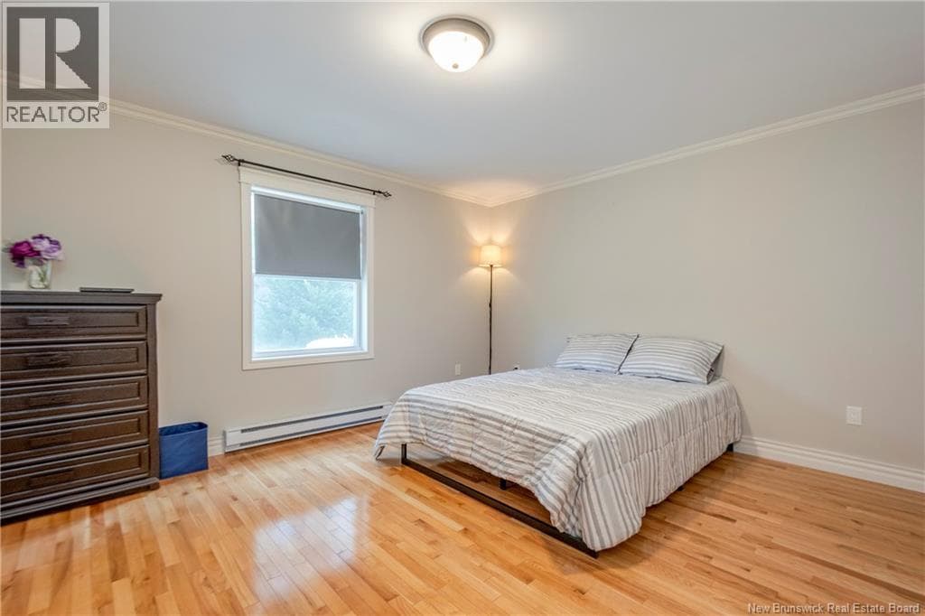 90 Tudor Lane, photo 19