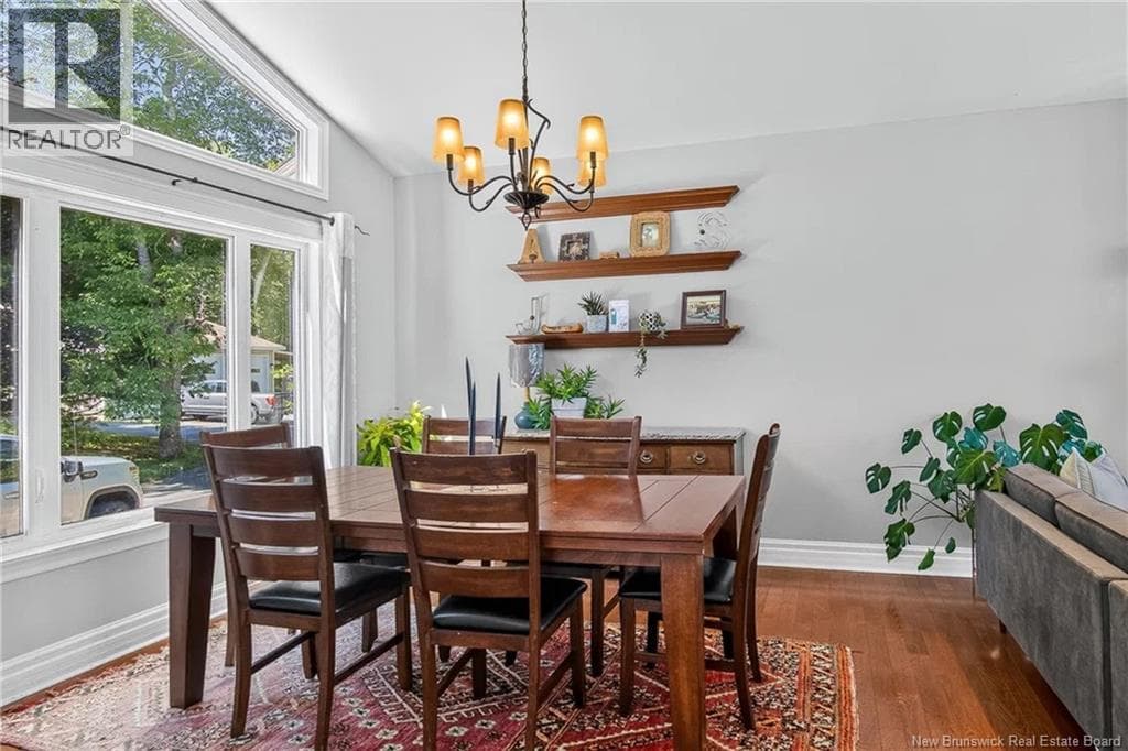 200 Inglewood Drive, photo 12