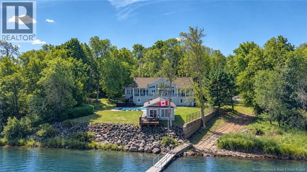 200 Inglewood Drive, photo 2