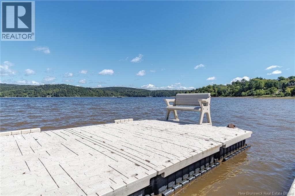200 Inglewood Drive, photo 49