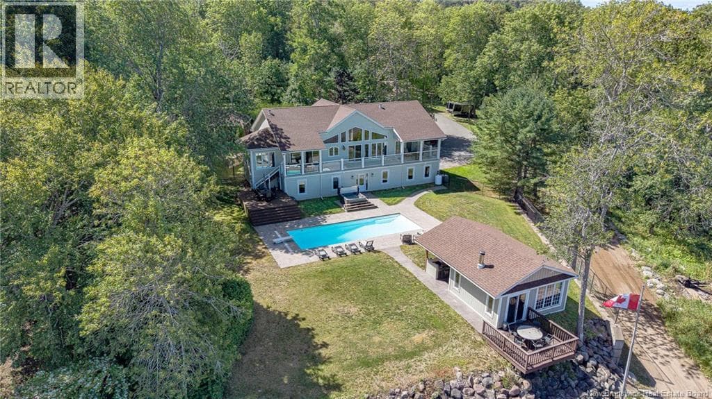 200 Inglewood Drive, photo 48