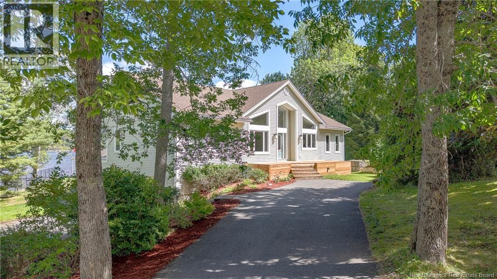200 Inglewood Drive, photo 4