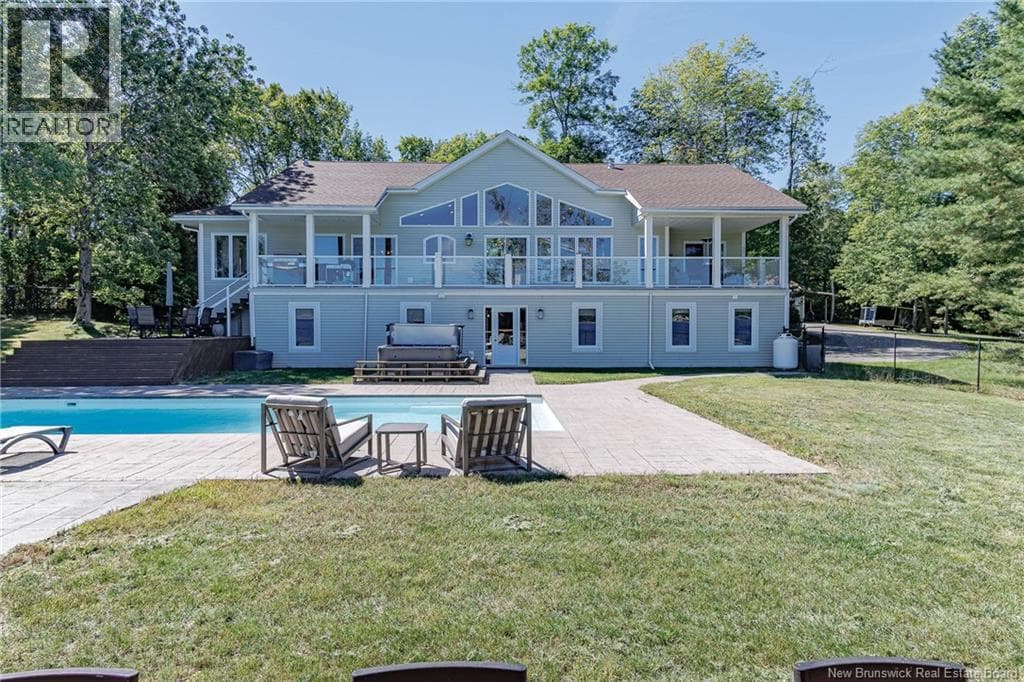 200 Inglewood Drive, photo 33