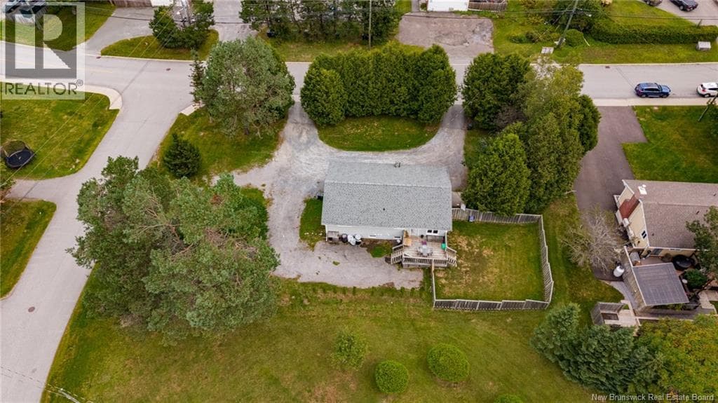 6 Parkdale Avenue, photo 5