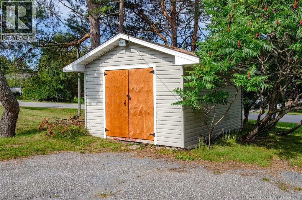 6 Parkdale Avenue, photo 6