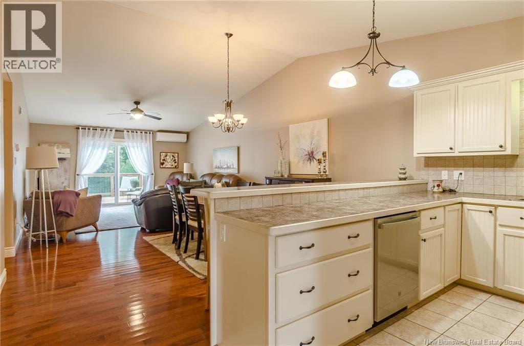6 Mapleview Drive, photo 11