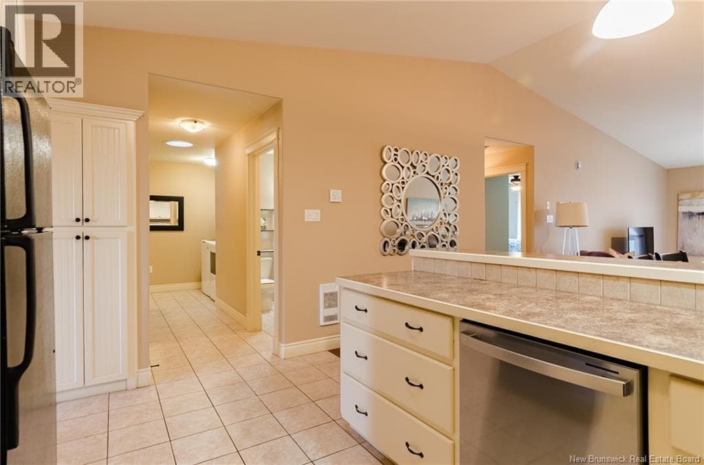 6 Mapleview Drive, photo 12
