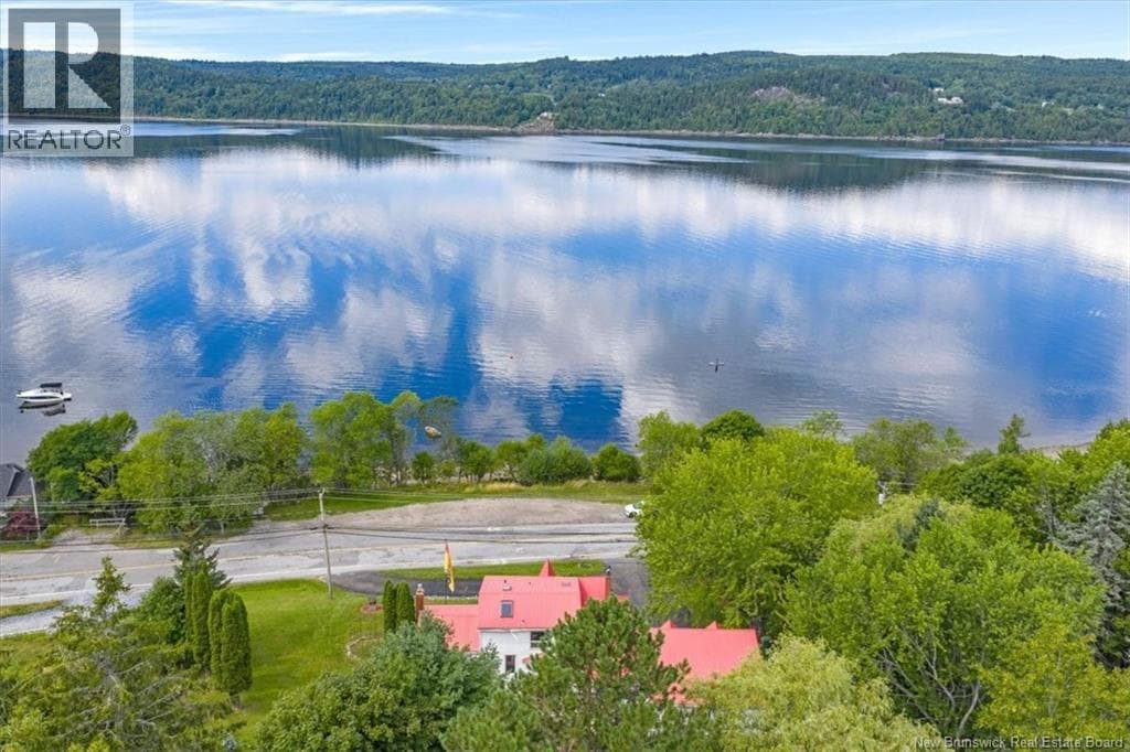 504 Gondola Point Road, photo 2