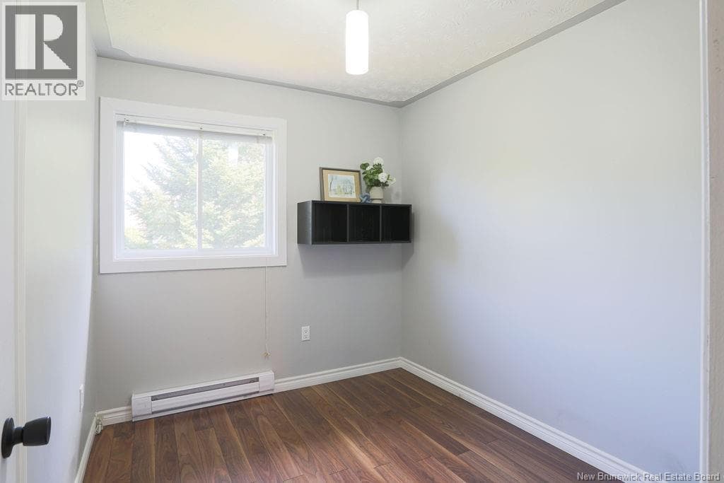 25 Hillsview Crescent, photo 21