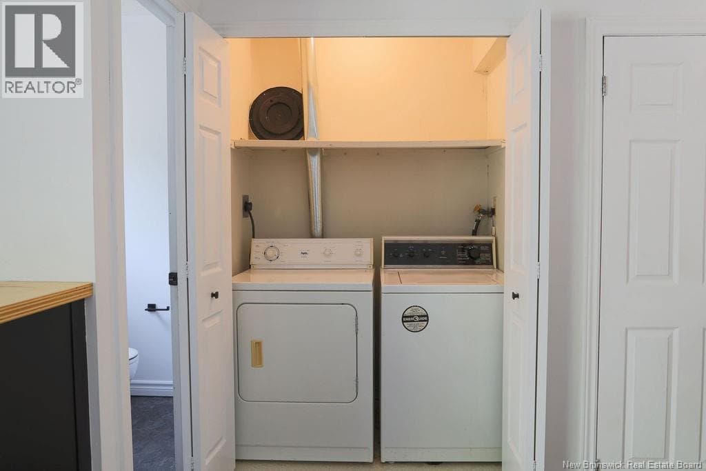 25 Hillsview Crescent, photo 34