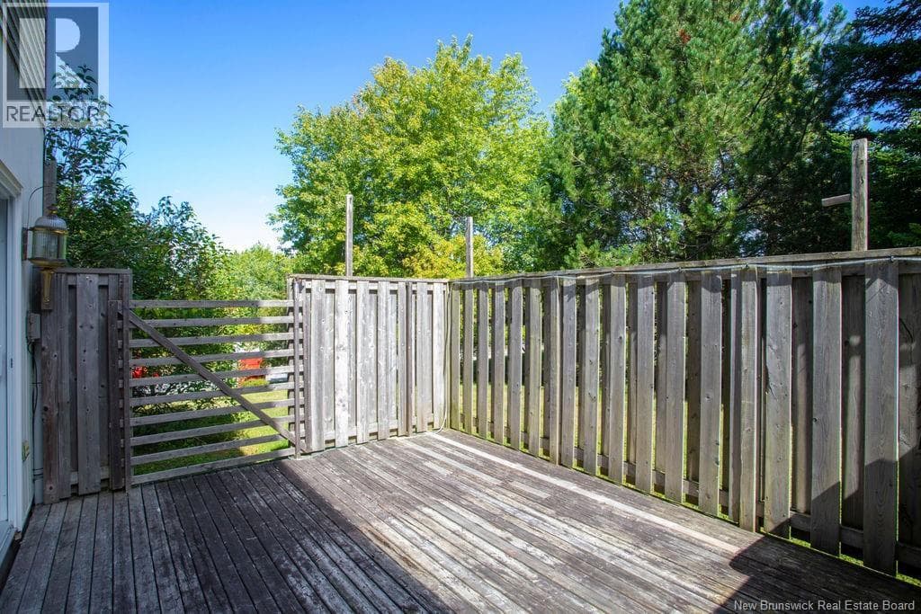 25 Hillsview Crescent, photo 35