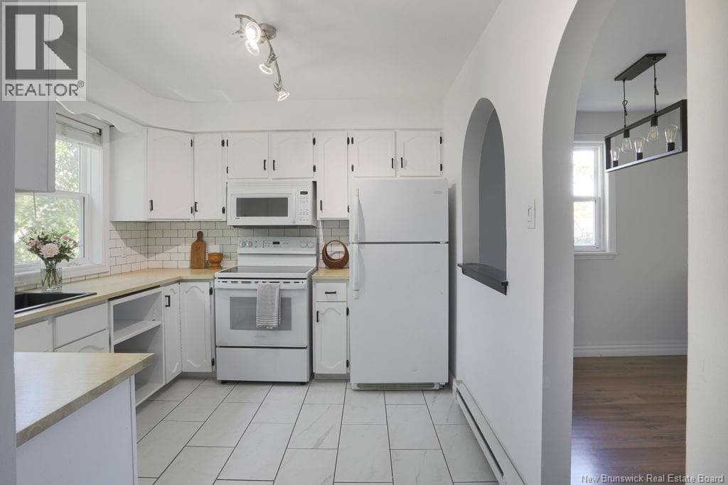 25 Hillsview Crescent, photo 4