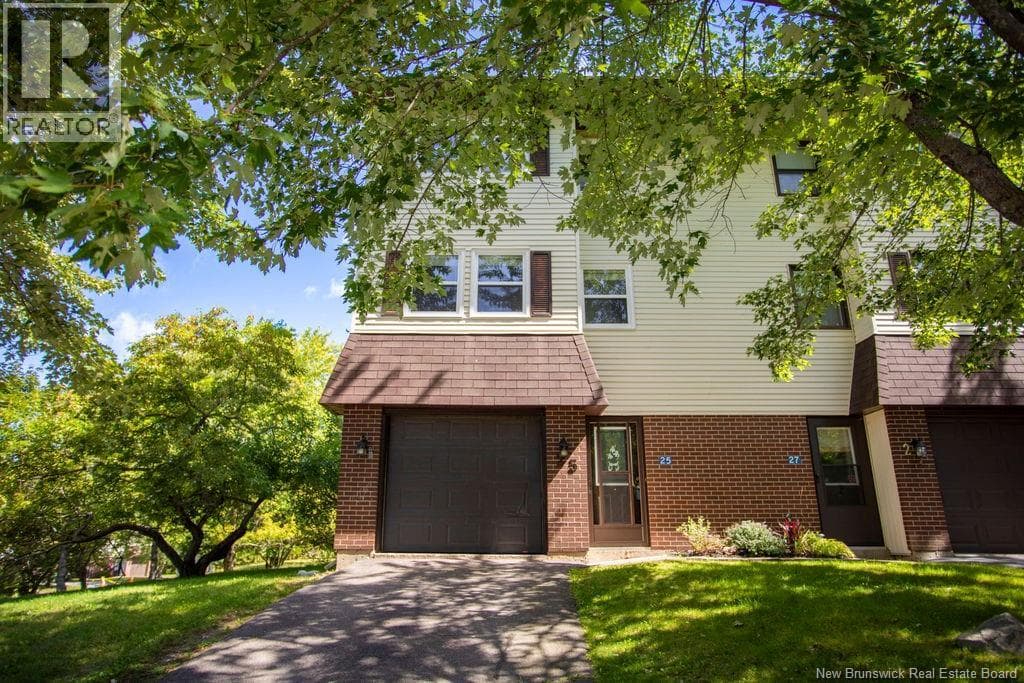 25 Hillsview Crescent, photo 40