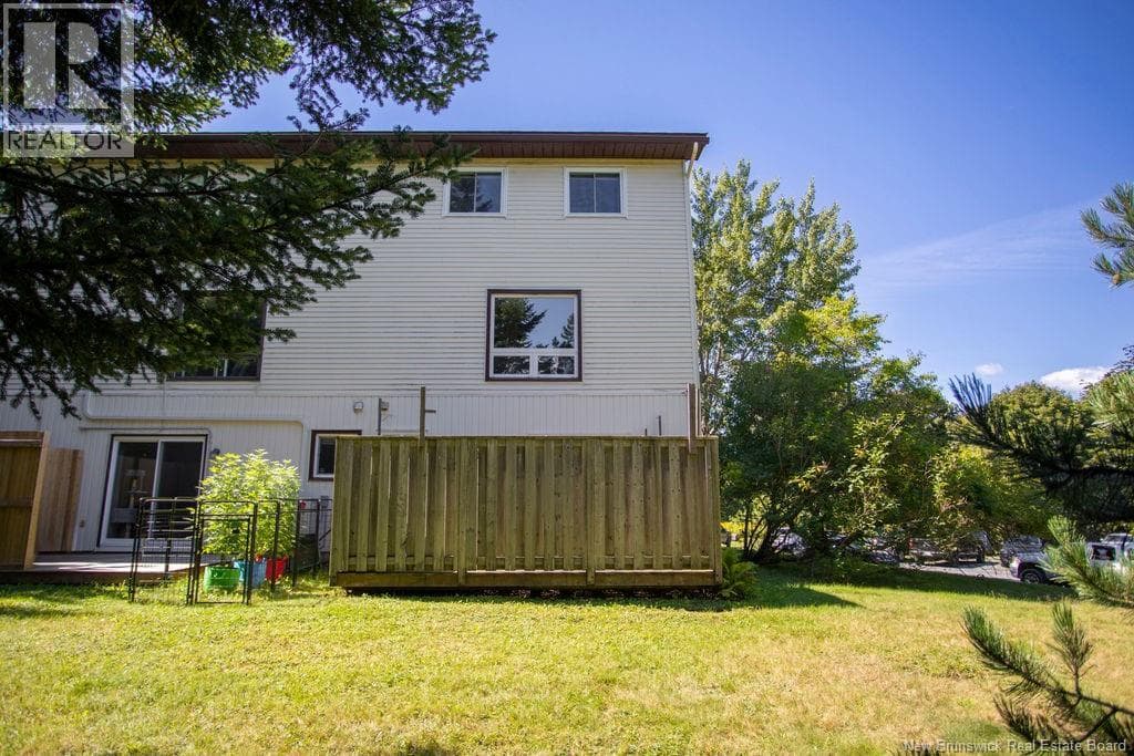 25 Hillsview Crescent, photo 44