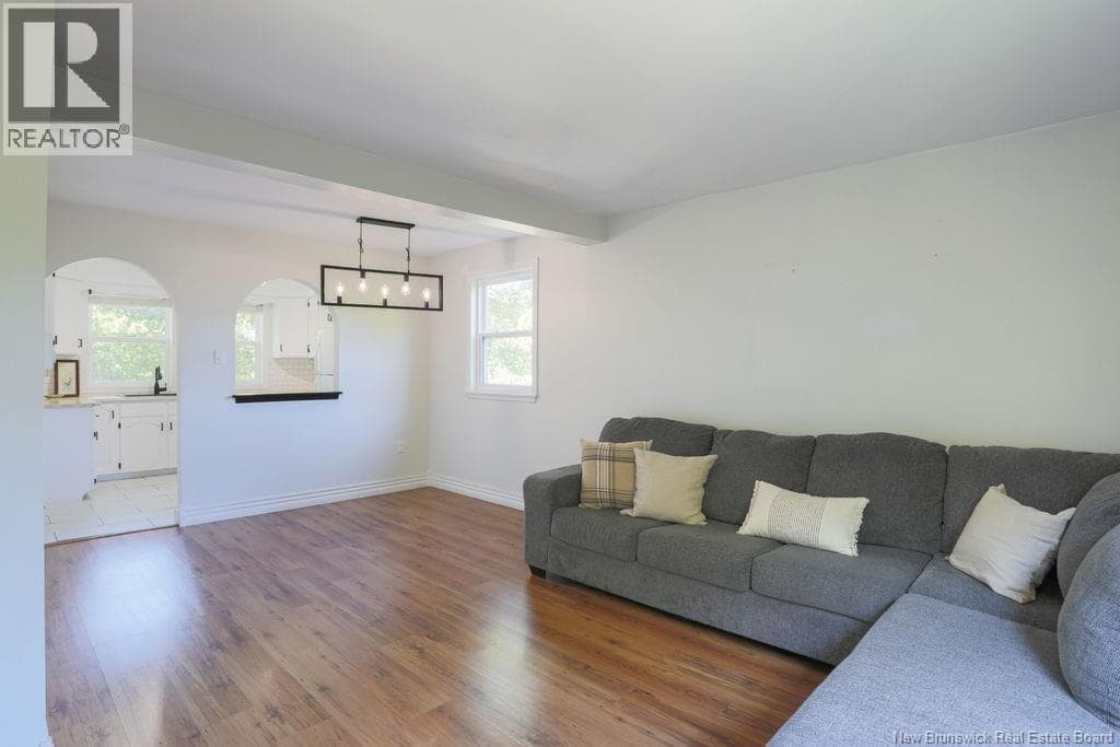 25 Hillsview Crescent, photo 8