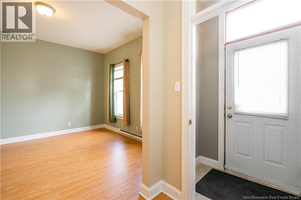 90 Queen Street, photo 3