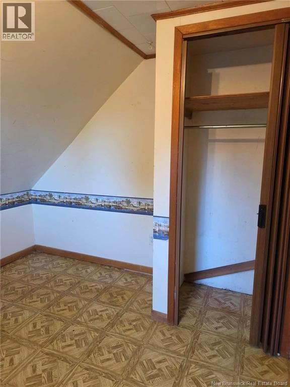 227 Woolastook Drive, photo 9