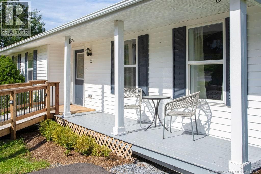 135 Vincent Road, photo 34