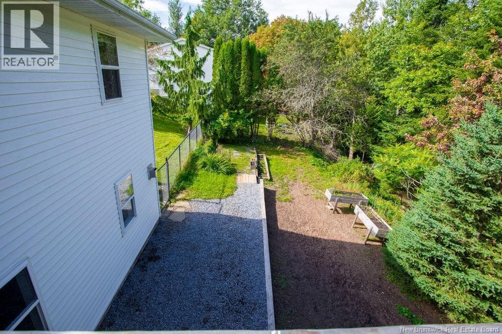 135 Vincent Road, photo 37