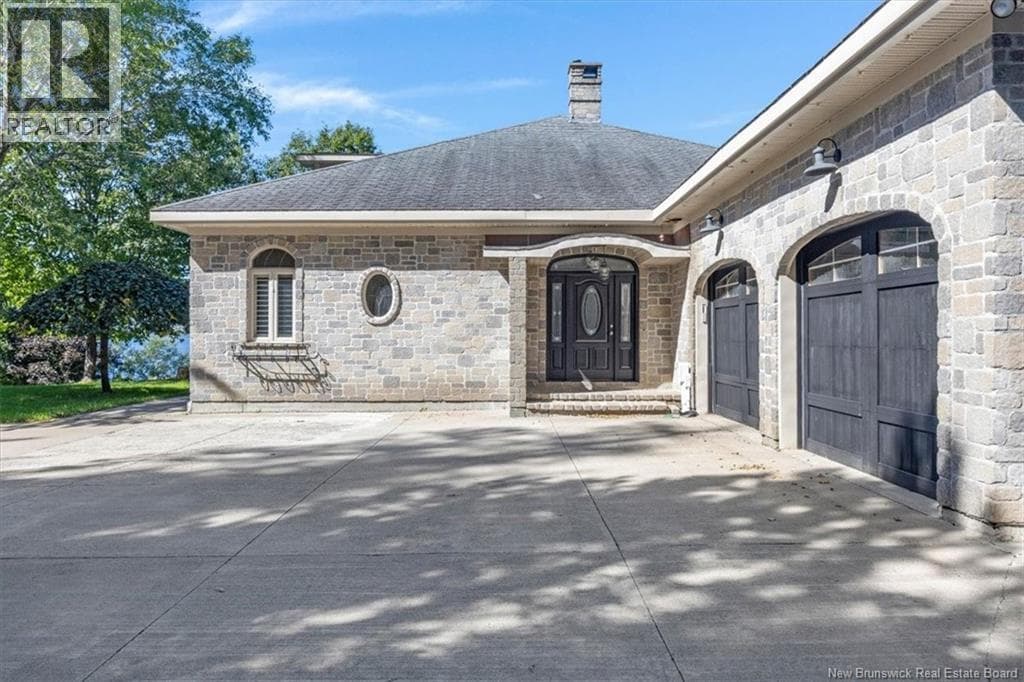 100 Brigadoon Terrace, photo 2