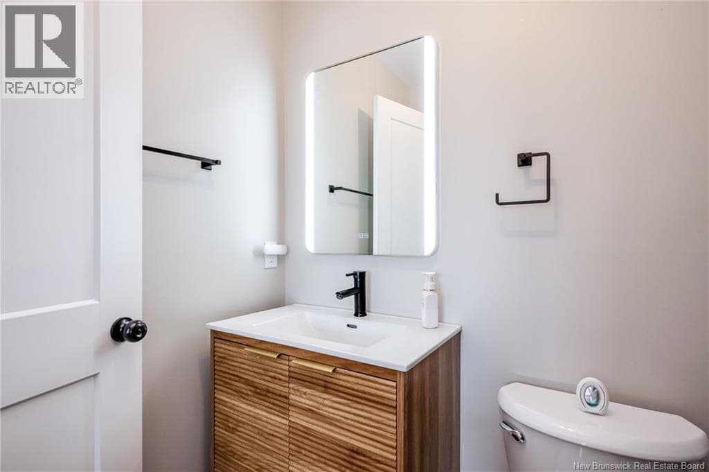143 Arlington Crescent, photo 17