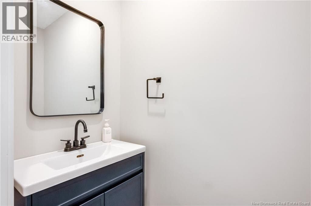 143 Arlington Crescent, photo 34