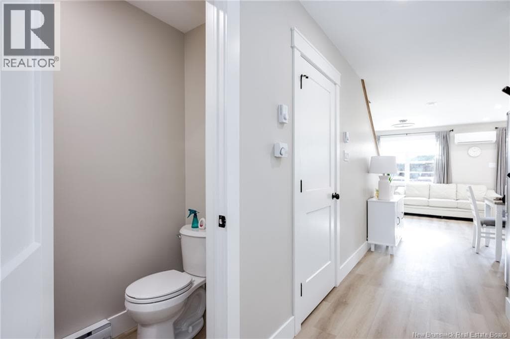 143 Arlington Crescent, photo 36