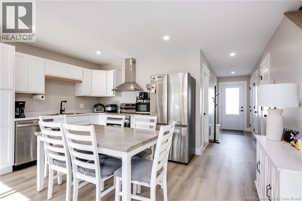 143 Arlington Crescent, photo 39