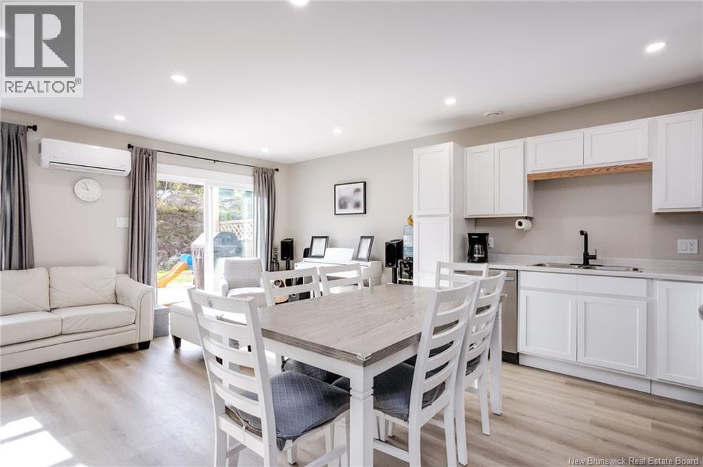 143 Arlington Crescent, photo 5
