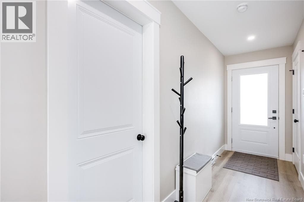 143 Arlington Crescent, photo 6