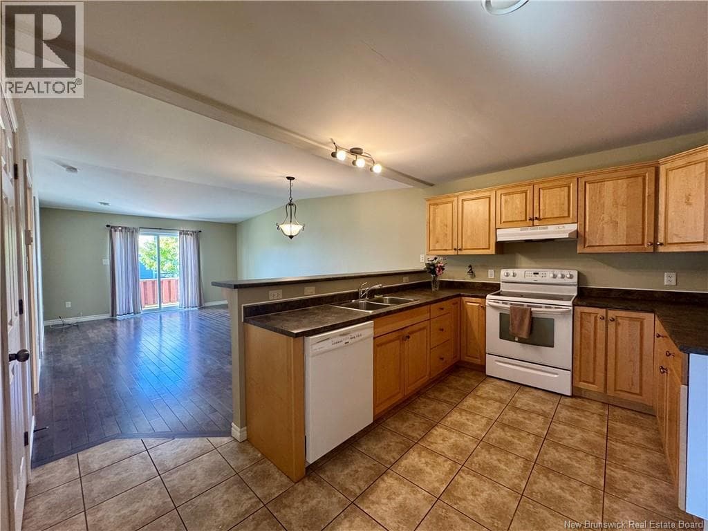26 Acorn Drive, photo 4