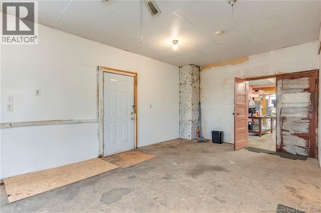 21 Main Street, photo 25