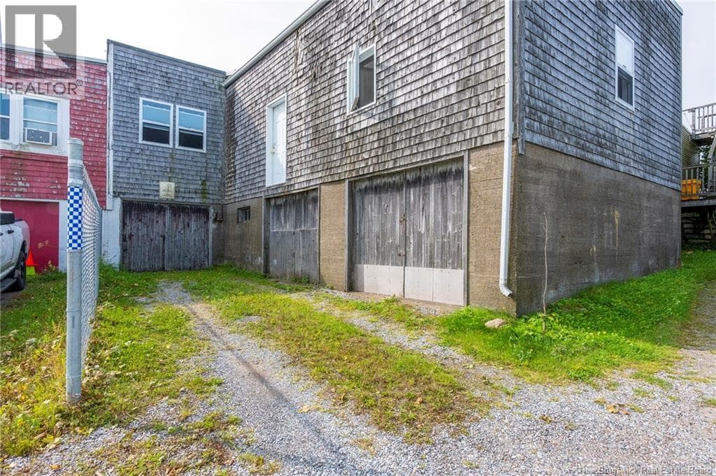 21 Main Street, photo 3