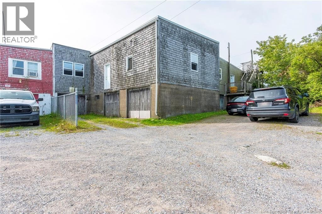 21 Main Street, photo 2