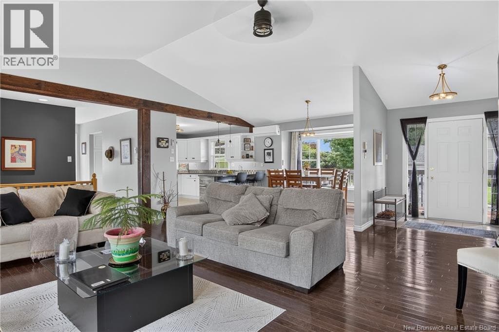 23 Lentook Avenue, photo 7