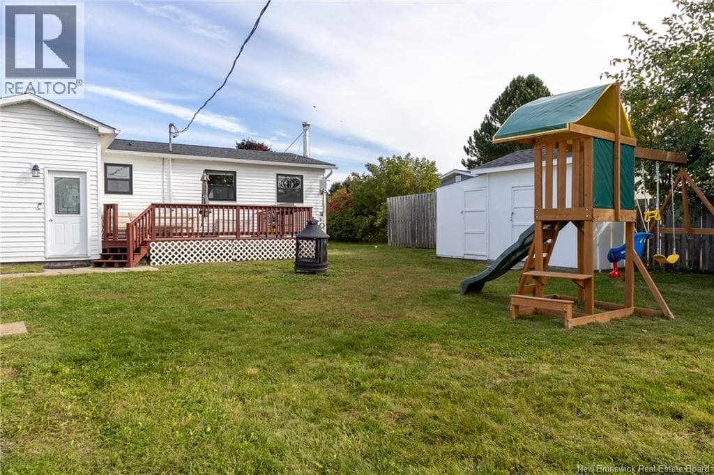 39 Thompson Drive, photo 35
