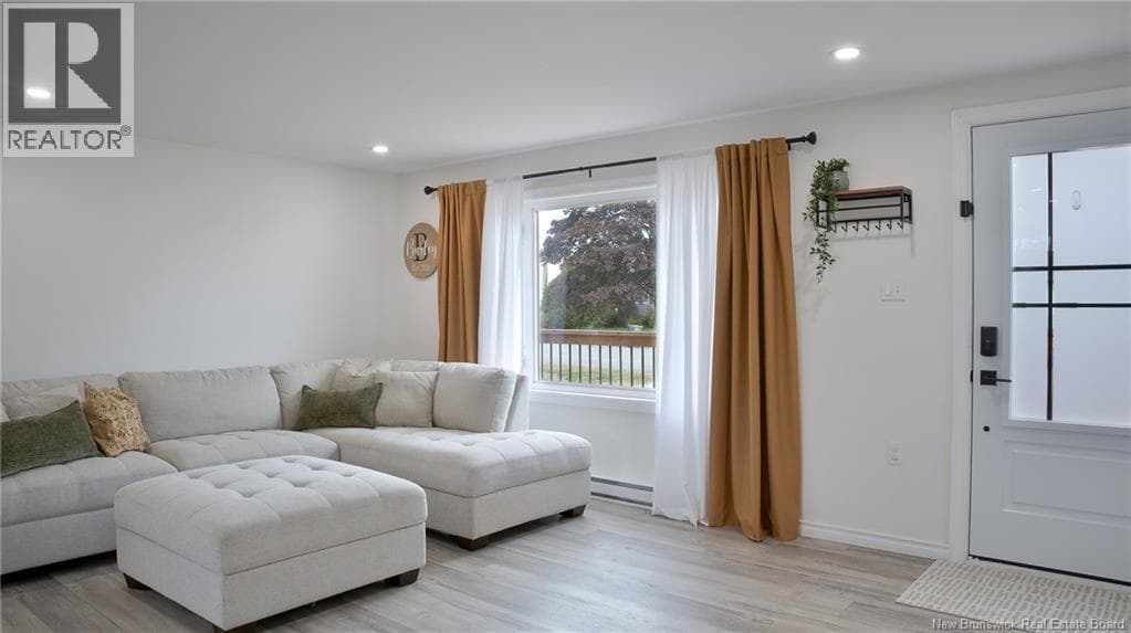 39 Thompson Drive, photo 5