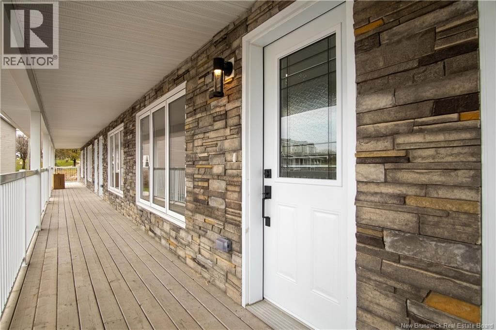 4 Rockingstone Drive, photo 3