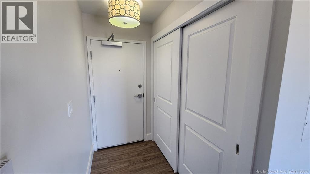 227 River Valley Drive Unit# H, photo 6