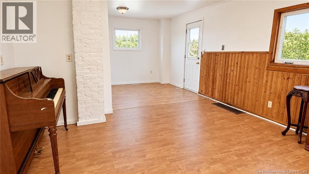 433 Woodville Road, photo 7