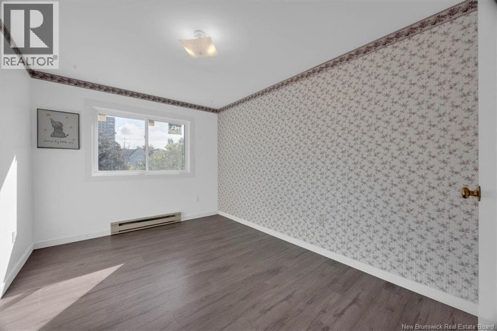 90 Brentwood Crescent, photo 17