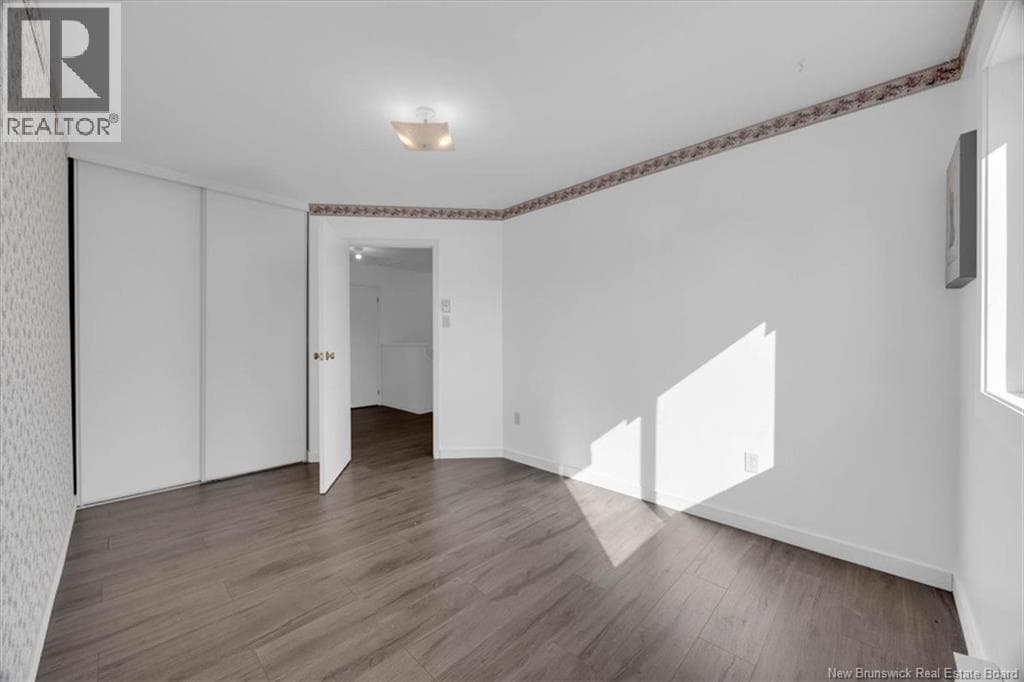 90 Brentwood Crescent, photo 18