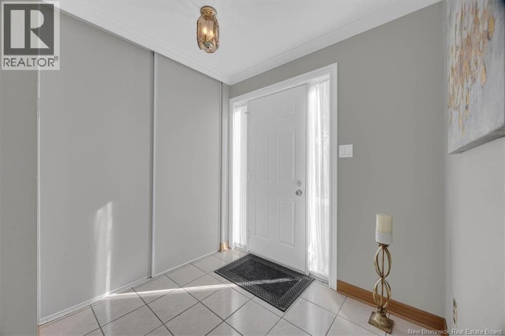 90 Brentwood Crescent, photo 2