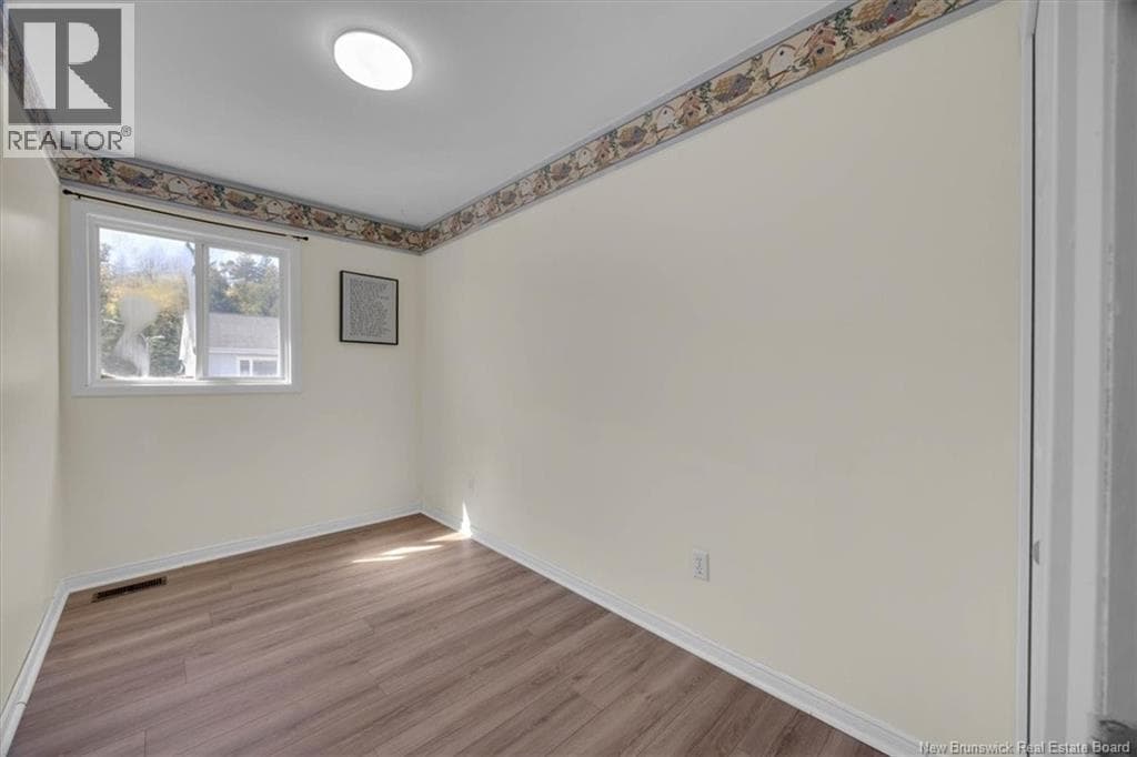 220 Tartan Street, photo 11
