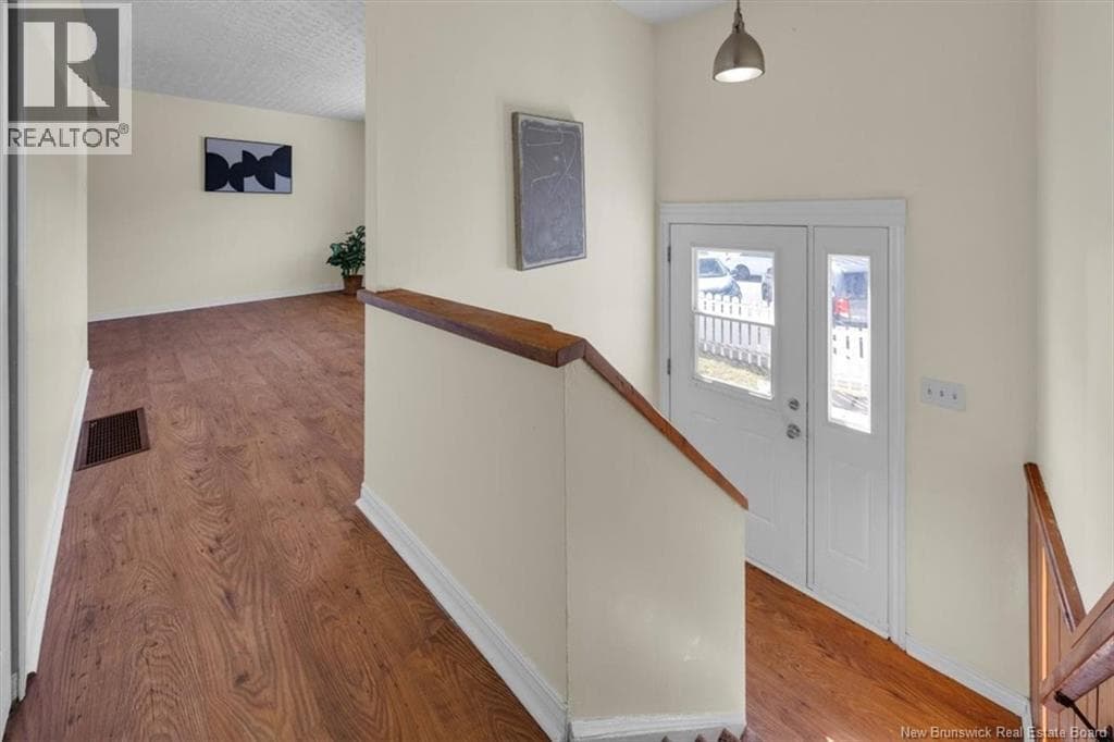 220 Tartan Street, photo 2