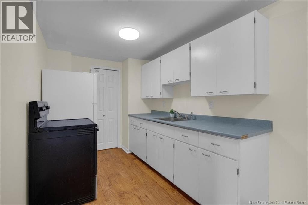 220 Tartan Street, photo 8