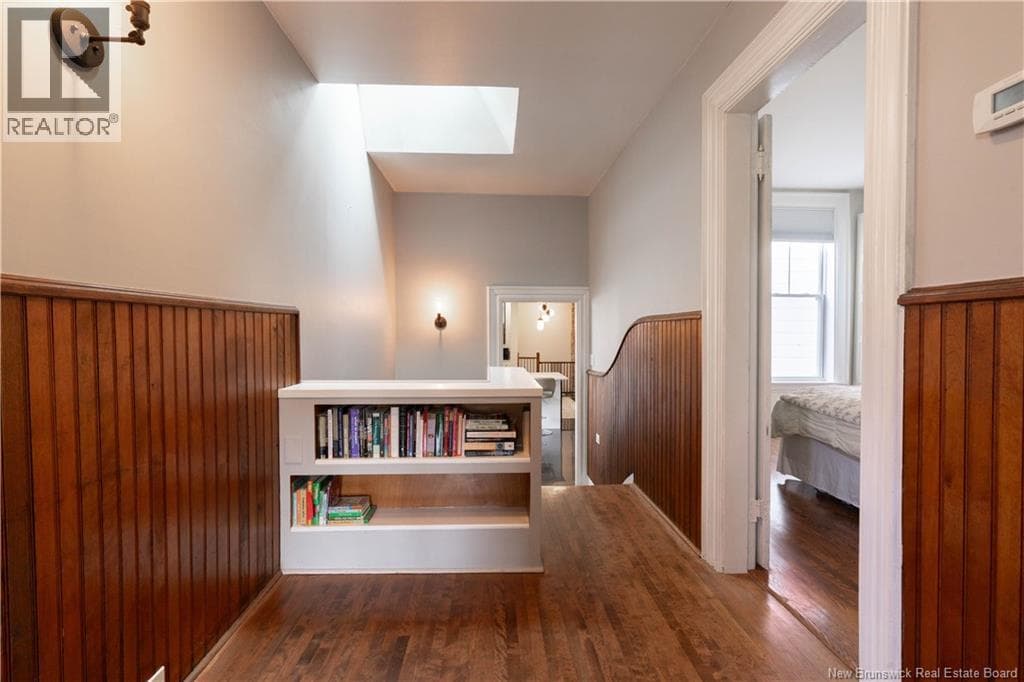 77 Mecklenburg Street, photo 5