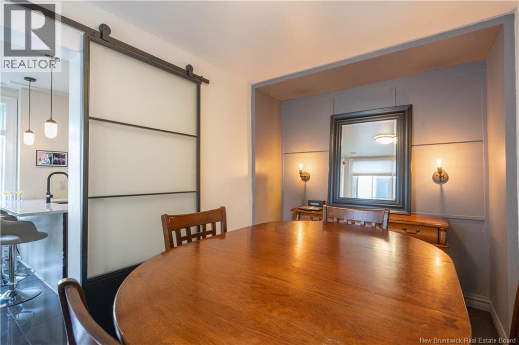 77 Mecklenburg Street, photo 14
